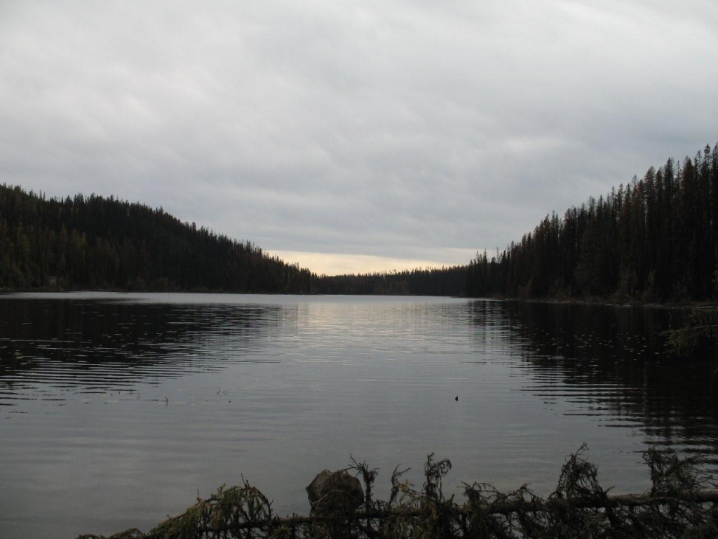 Nevertouch Lake